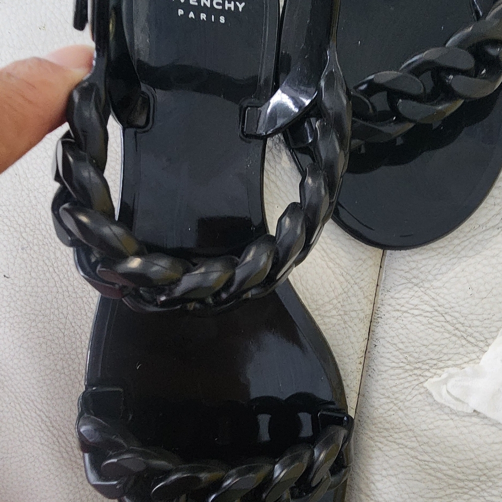 Sandals - Picture 3 of 3